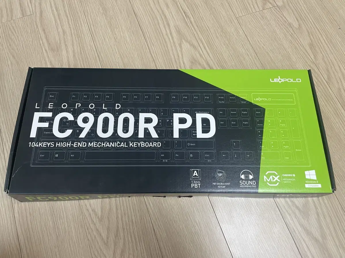 레오폴드 FC900R PD 기계식 키보드 갈축 104키